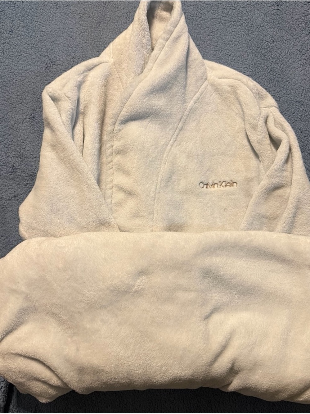 Calvin Klein Men's Cream Plush Shawl Collar Cardigan